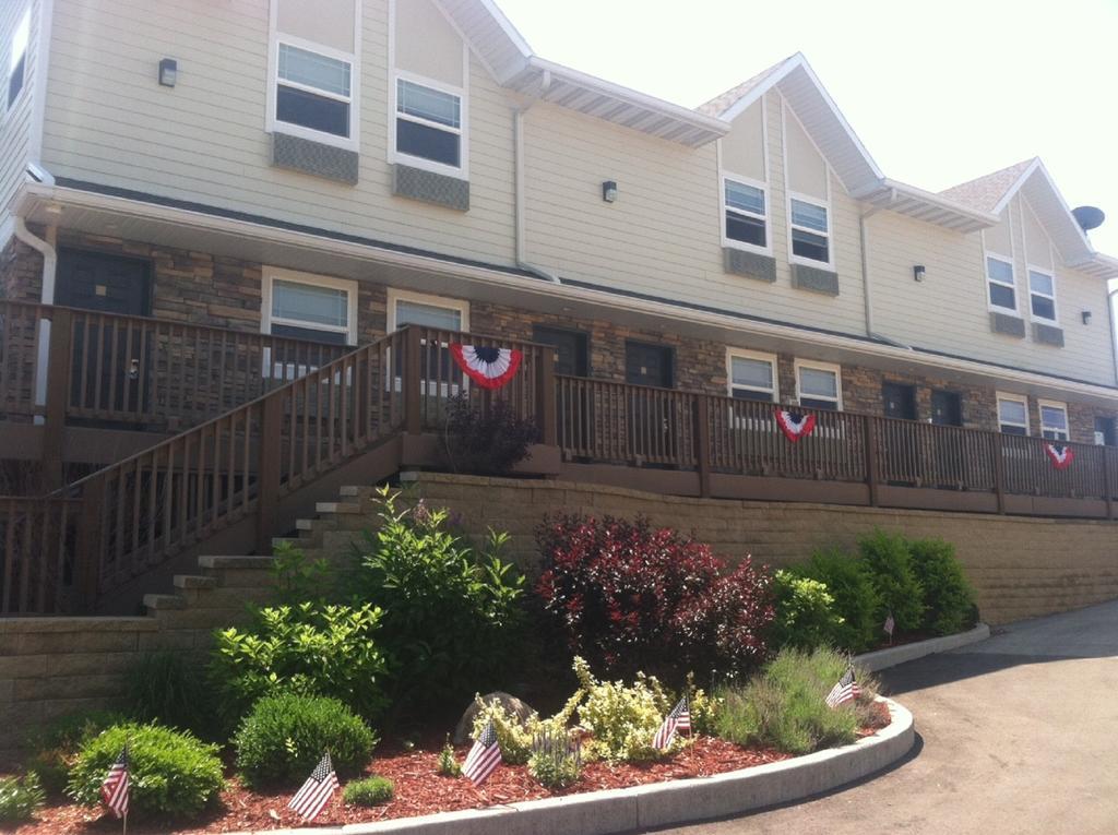Price Pointe Inn Waukesha Eksteriør billede
