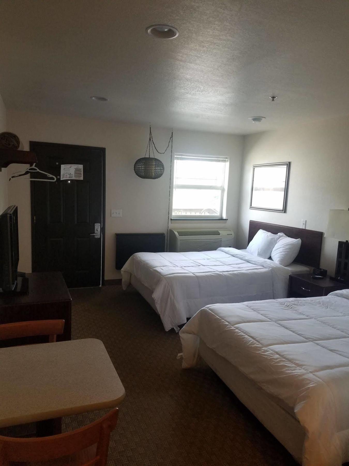 Price Pointe Inn Waukesha Eksteriør billede